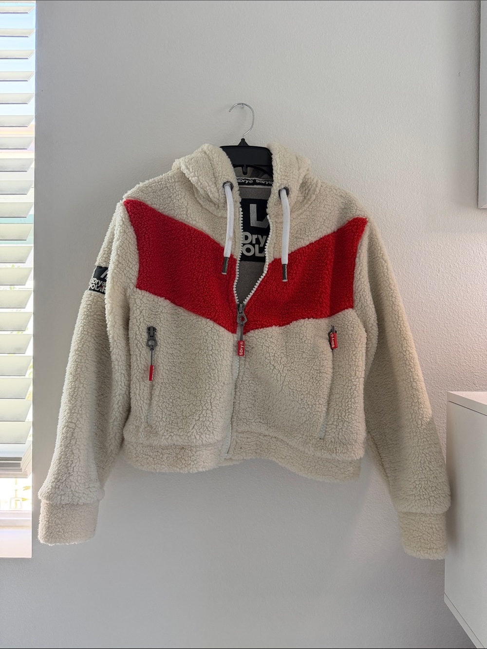 Superdry Sherpa Hoodie Jacket in Cream & Red